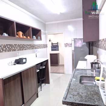 Apartamento em Praia Grande, bairro Tupi