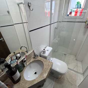 Apartamento em Praia Grande, bairro Tupi