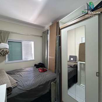 Apartamento em Praia Grande, bairro Tupi