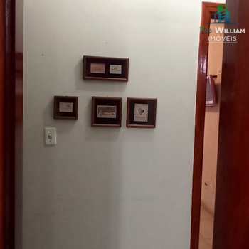 Apartamento em Praia Grande, bairro Guilhermina