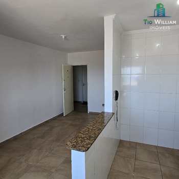 Apartamento em Praia Grande, bairro Tupi