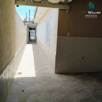 Casa em Praia Grande, bairro Caiçara