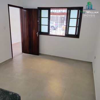 Casa em Praia Grande, bairro Caiçara