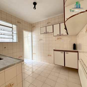 Apartamento em Praia Grande, bairro Canto do Forte