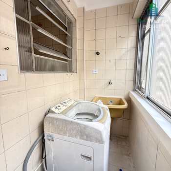 Apartamento em Praia Grande, bairro Canto do Forte