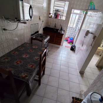 Apartamento em Praia Grande, bairro Guilhermina