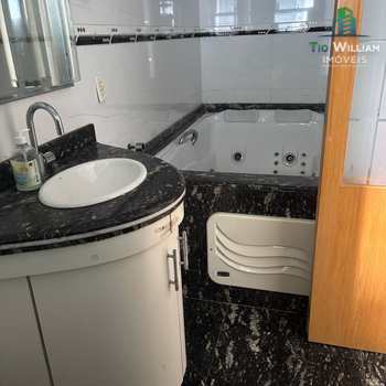 Apartamento em Praia Grande, bairro Canto do Forte