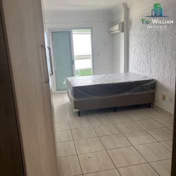 Apartamento em Praia Grande, bairro Canto do Forte