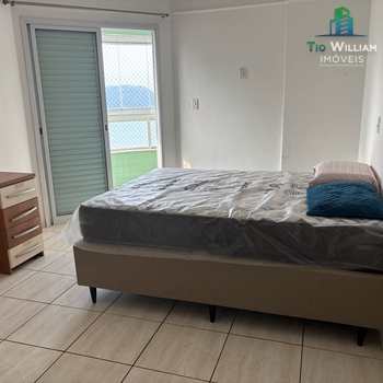 Apartamento em Praia Grande, bairro Canto do Forte