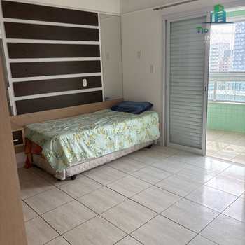 Apartamento em Praia Grande, bairro Canto do Forte