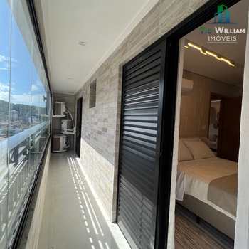 Apartamento em Praia Grande, bairro Canto do Forte