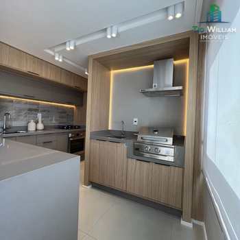Apartamento em Praia Grande, bairro Canto do Forte
