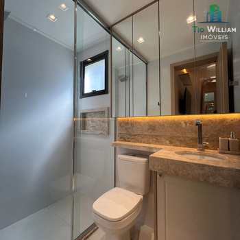 Apartamento em Praia Grande, bairro Canto do Forte