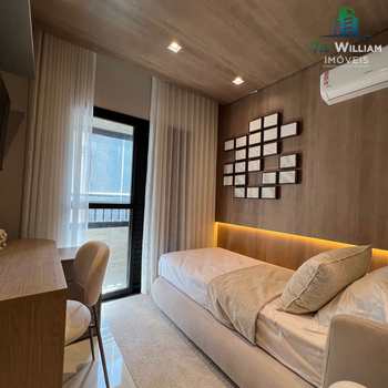 Apartamento em Praia Grande, bairro Canto do Forte