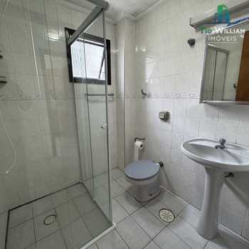 Apartamento em Praia Grande, bairro Guilhermina