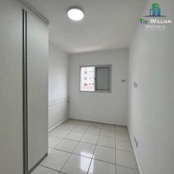 Apartamento em Praia Grande, bairro Tupi