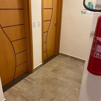 Apartamento em Praia Grande, bairro Guilhermina
