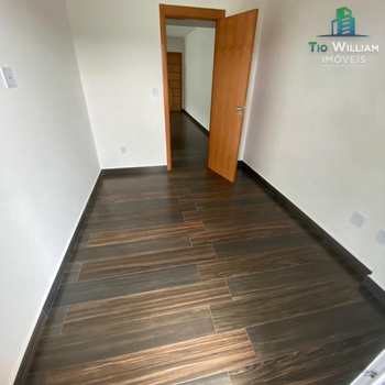 Apartamento em Praia Grande, bairro Guilhermina