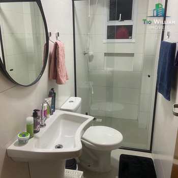 Apartamento em Praia Grande, bairro Guilhermina