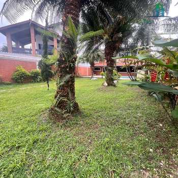 Sobrado em Praia Grande, bairro Flórida