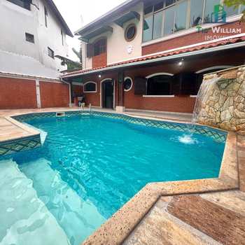 Sobrado em Praia Grande, bairro Flórida