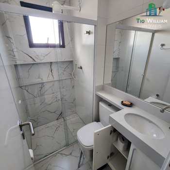 Apartamento em Praia Grande, bairro Boqueirão