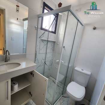 Apartamento em Praia Grande, bairro Boqueirão