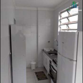 Apartamento em Praia Grande, bairro Boqueirão