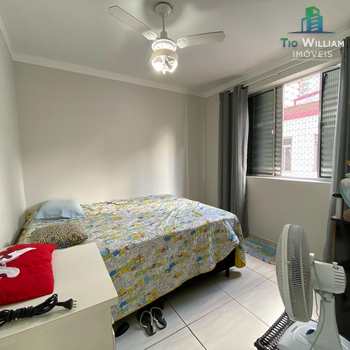 Apartamento em Praia Grande, bairro Boqueirão