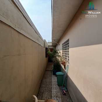Casa em Praia Grande, bairro Balneário Maracanã