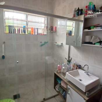 Casa em Praia Grande, bairro Balneário Maracanã