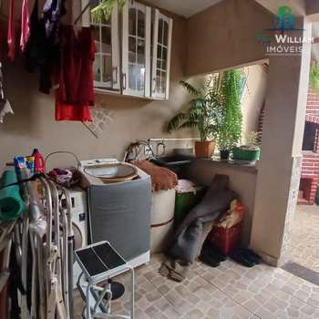 Casa em Praia Grande, bairro Balneário Maracanã