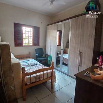 Casa em Praia Grande, bairro Balneário Maracanã