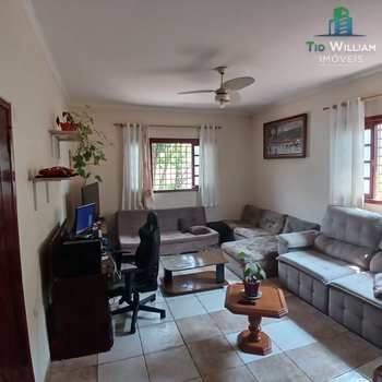 Casa em Praia Grande, bairro Balneário Maracanã