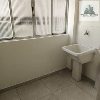 Apartamento em São Vicente, bairro Itararé