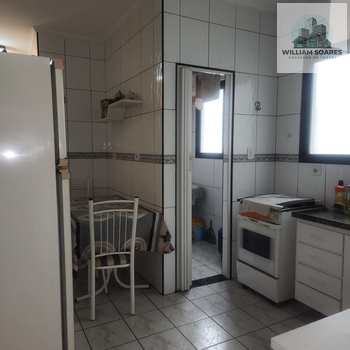 Apartamento em Praia Grande, bairro Guilhermina