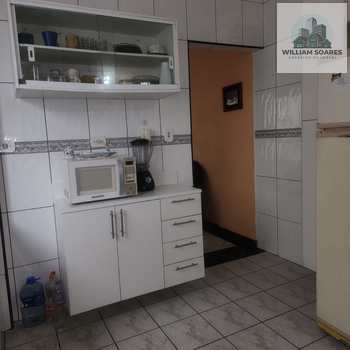 Apartamento em Praia Grande, bairro Guilhermina