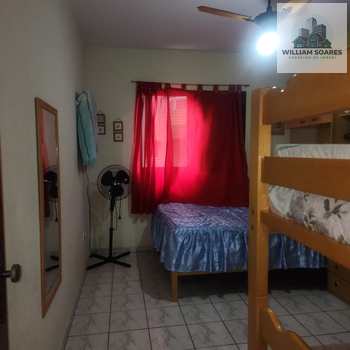 Apartamento em Praia Grande, bairro Guilhermina