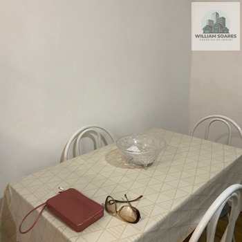 Kitnet em Praia Grande, bairro Ocian