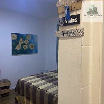 Kitnet em Praia Grande, bairro Ocian