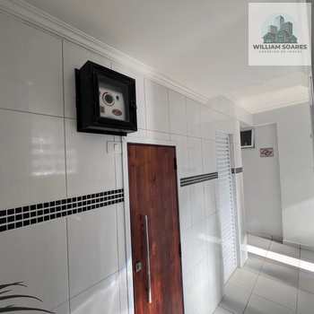 Apartamento em Praia Grande, bairro Tupi