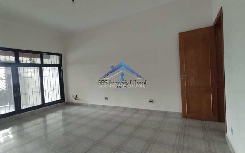 Sobrado em Praia Grande, no bairro Ocian