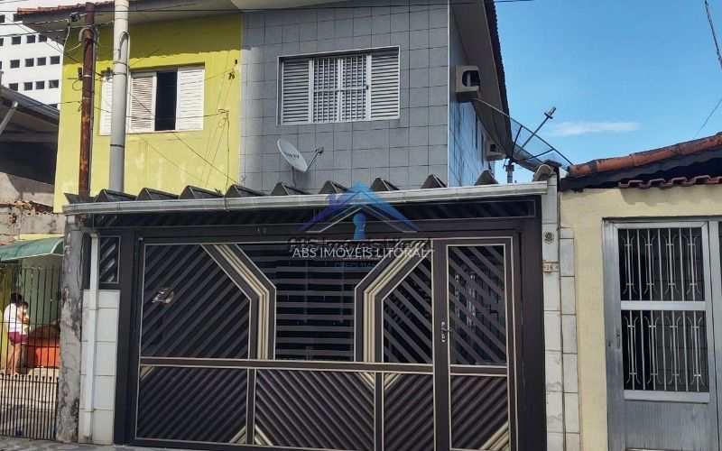 Sobrado em Praia Grande, no bairro Ocian