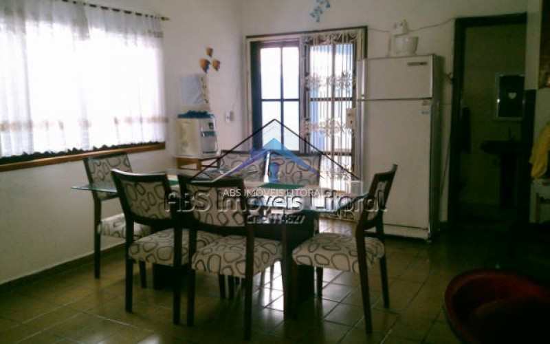 Sobrado em Praia Grande, no bairro Jardim Imperador
