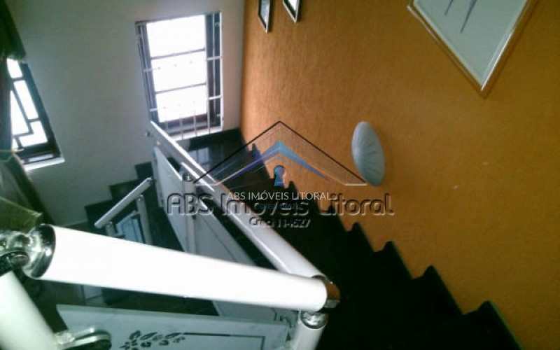 Sobrado em Praia Grande, no bairro Jardim Imperador