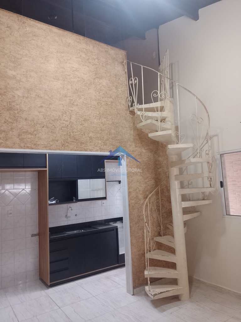 Casa em Praia Grande, no bairro Vila Mirim