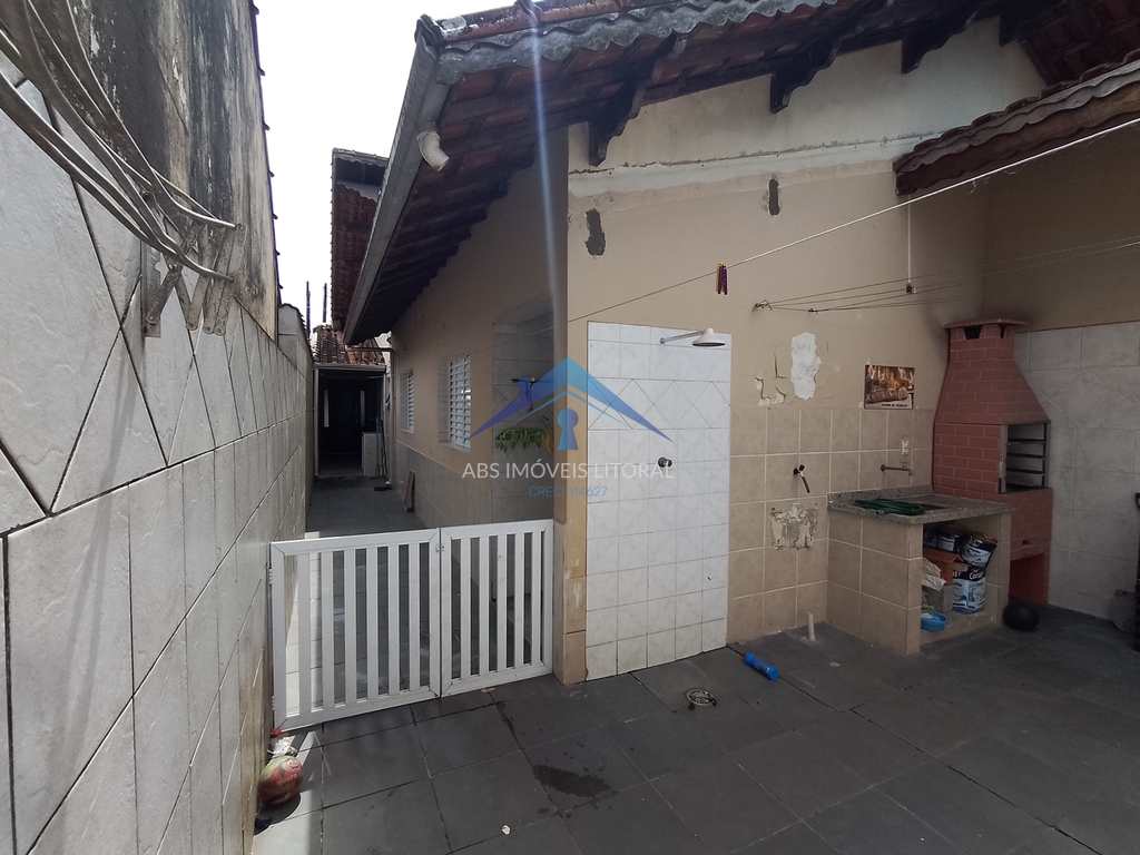 Casa em Praia Grande, no bairro Vila Mirim