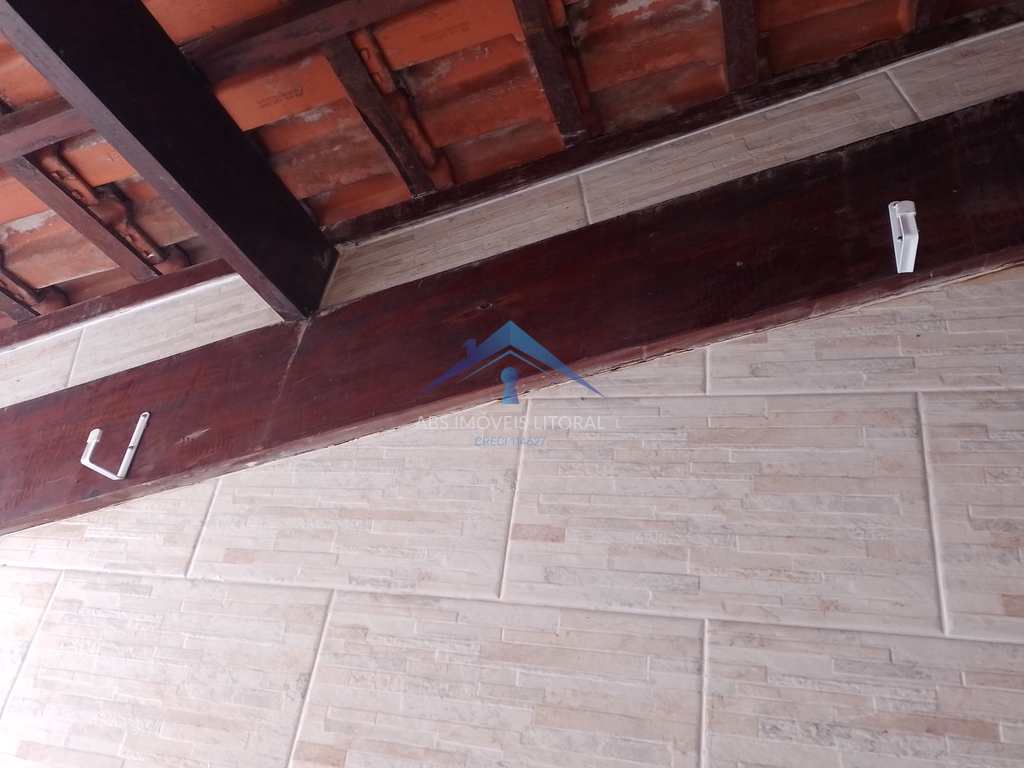 Casa em Praia Grande, no bairro Vila Mirim