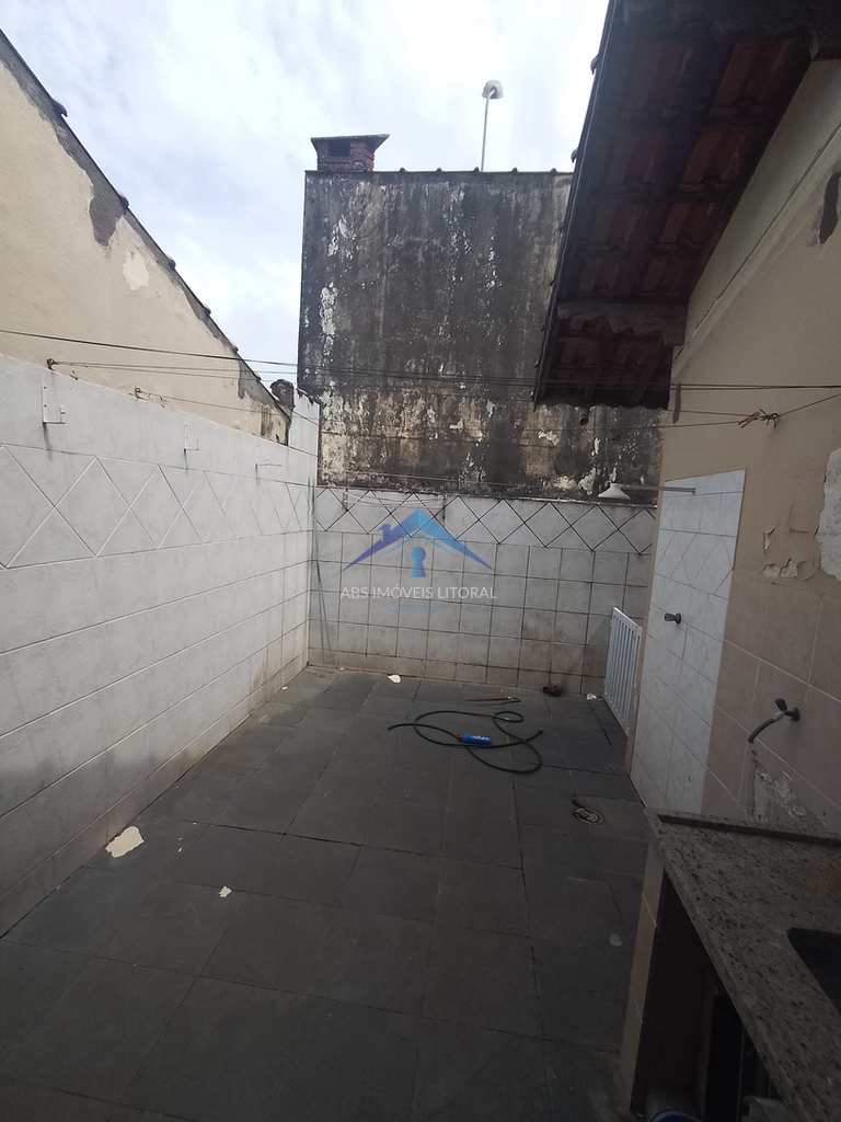 Casa em Praia Grande, no bairro Vila Mirim