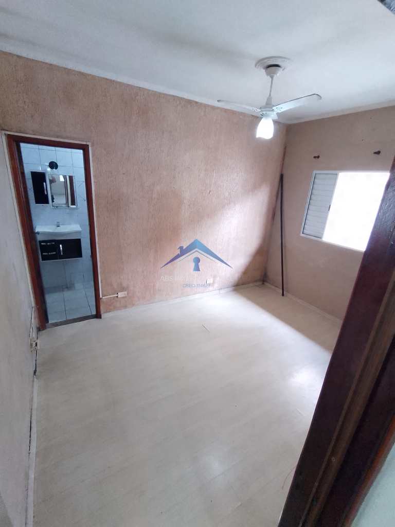 Casa em Praia Grande, no bairro Vila Mirim